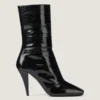 Bottines carrées à découpes en cuir brillant Bottines carrées à découpes en cuir brillant