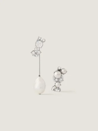 Boucles d&rsquo;oreilles asymétriques en métal, cristaux et perles