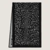 Écharpe en jacquard de laine à imprimé animalier Écharpe en jacquard de laine à imprimé animalier