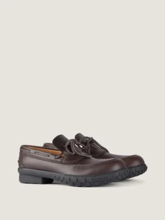 Chaussures bateau Givenchy Echo en cuir
