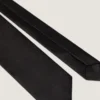 Cravate Givenchy Paris en jacquard de soie Cravate Givenchy Paris en jacquard de soie