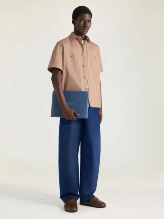 Grande pochette en cuir estampillée Antigona