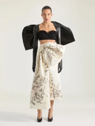 Jupe longue en satin avec nœud et broderies