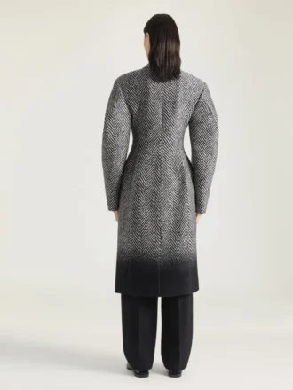 Manteau ajusté Cocoon en laine mélangée jacquard à chevrons