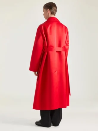 Manteau à coutures couture en satin