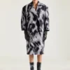 Manteau en jacquard de laine à imprimé animalier Manteau en jacquard de laine à imprimé animalier