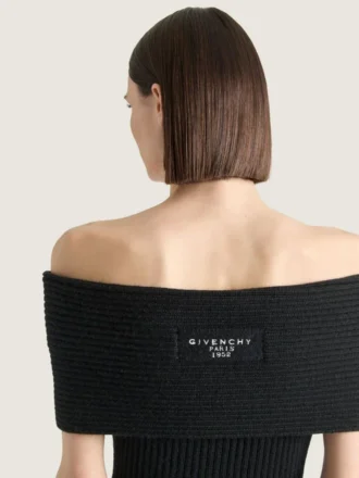 Mini-robe à épaules dénudées en laine