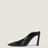 Mules à talons pointus en cuir Mules à talons pointus en cuir