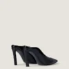 Mules à talons pointus en cuir Mules à talons pointus en cuir