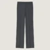 Pantalon droit ajusté en flanelle Pantalon droit ajusté en flanelle