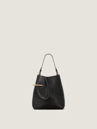 Pochette Pinch Me en cuir nappa