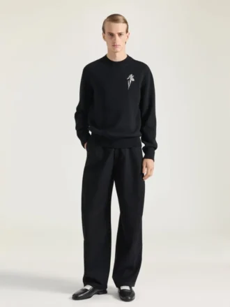 Pull en maille de laine avec broderie de cristaux
