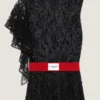 Robe asymétrique en dentelle à paillettes Robe asymétrique en dentelle à paillettes