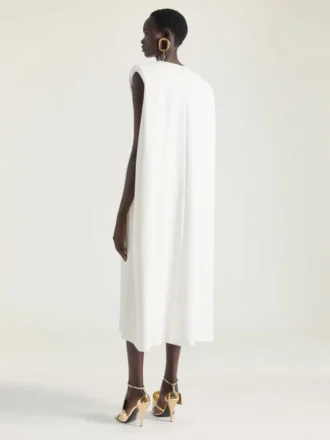 Robe en crêpe cady avec cape Robe en crêpe cady avec cape