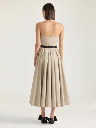 Robe longue à découpes en popeline