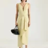 Robe longue drapée en cuir