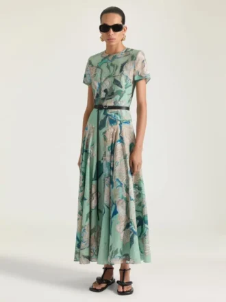 Robe longue en viscose à imprimé roses Robe longue en viscose à imprimé roses