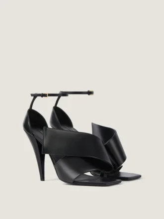Sandales à talons carrés fendus en cuir
