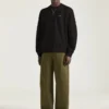 Sweat-shirt en molleton avec coutures couture et inscription « Givenchy Paris » Sweat-shirt en molleton avec coutures couture et inscription « Givenchy Paris »